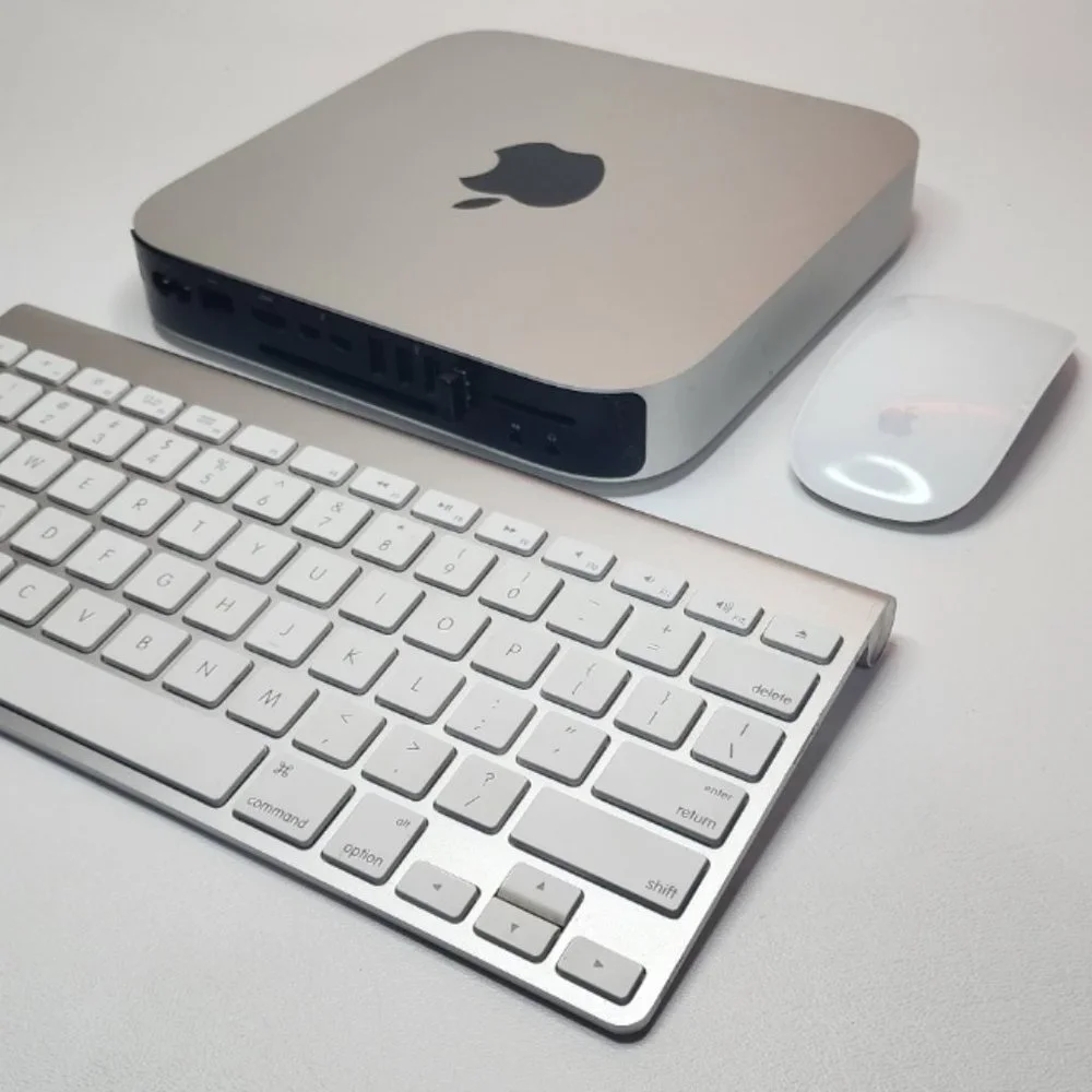 Escritorio Apple Mac Mini 2014 | 2.6 i5 de dos núcleos 8GB 128GB SSD/